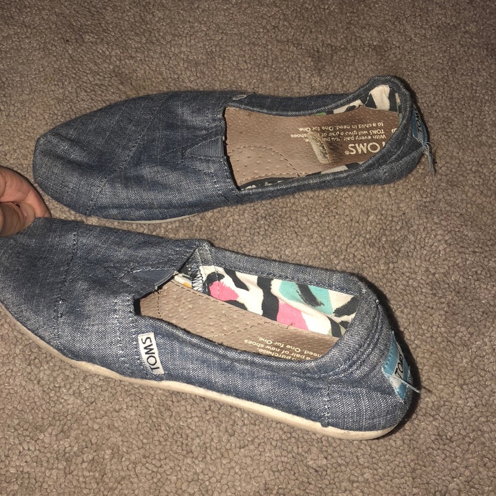 TOMS jean color size 6